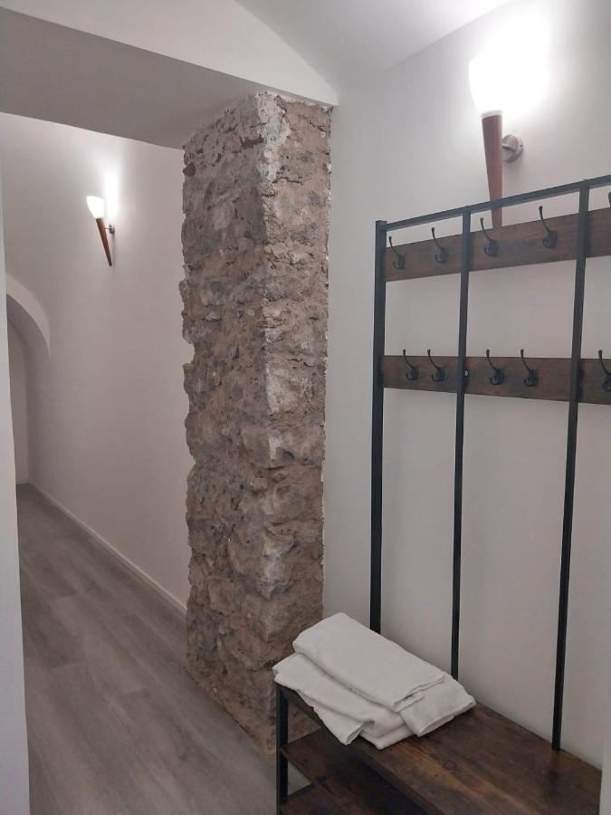 Domus Sicania Aeroporto di Catania Fontana Rossa Esterno foto